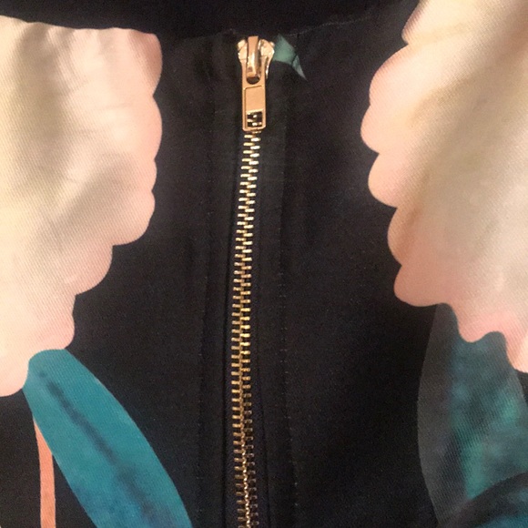 Prom Dress - Picture 4 of 6